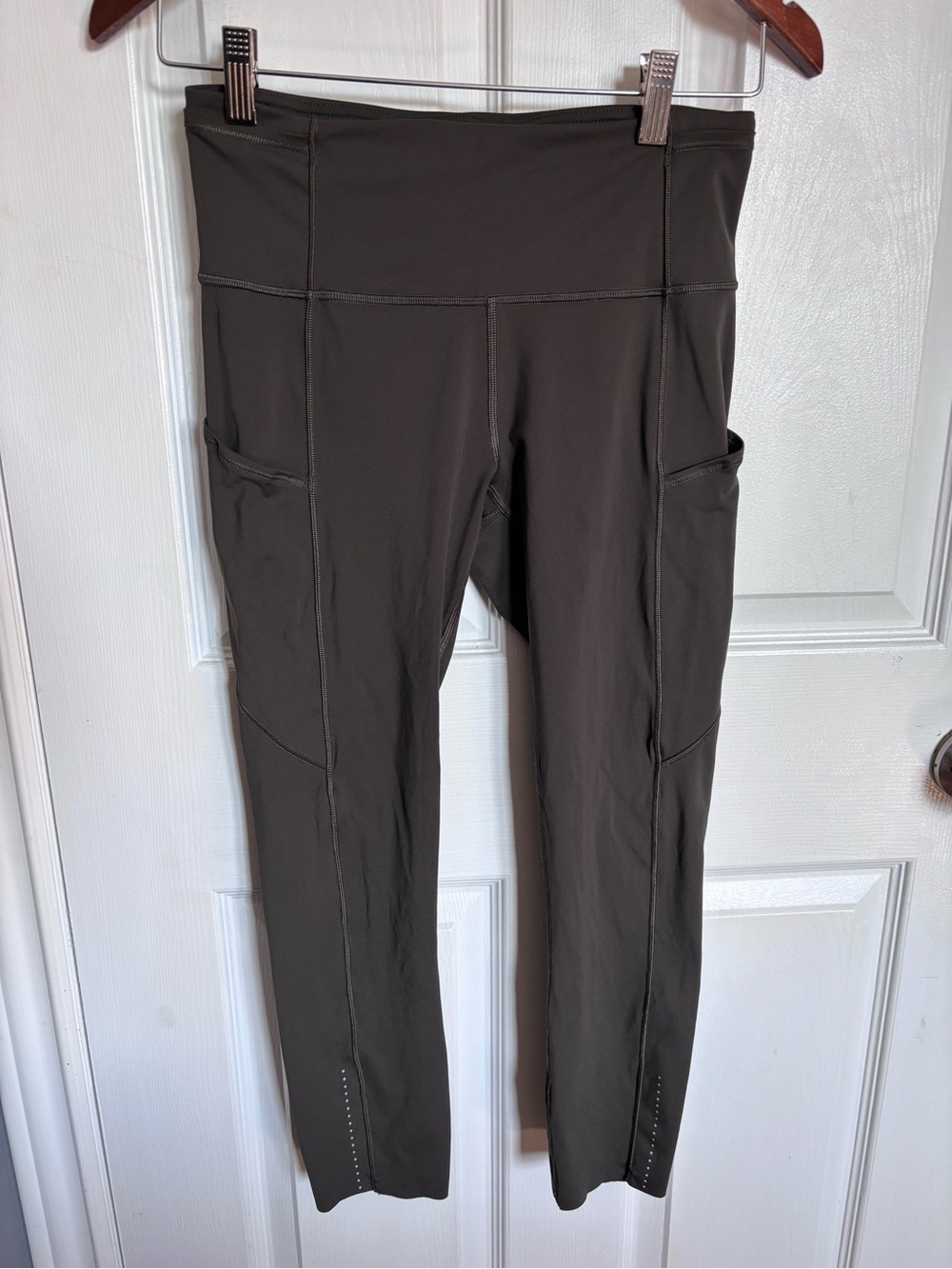 Lululemon Fast and Free High-Rise Crop 23" Dark Olive Green Size 6